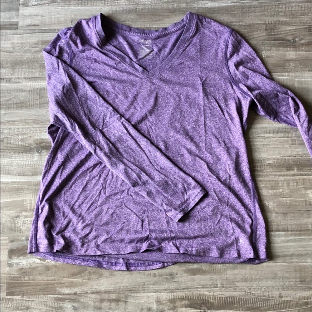 Athletic shirt